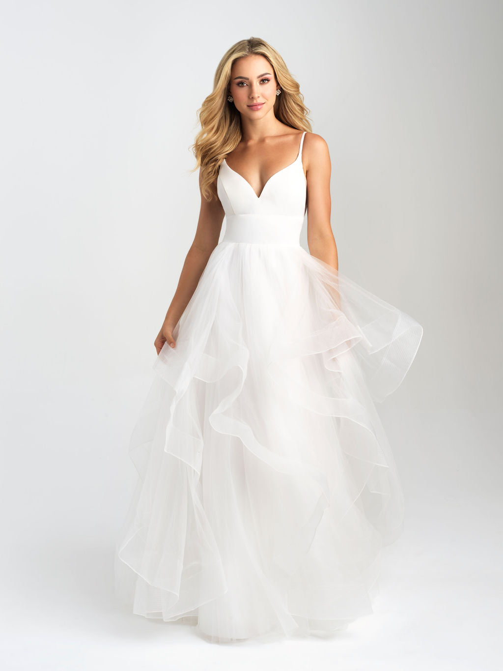 white ball gown prom dress​