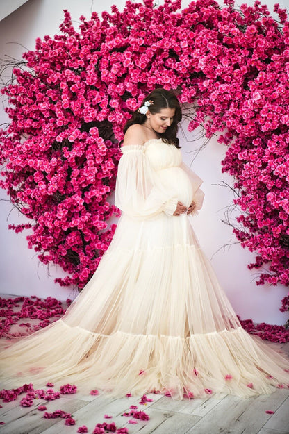 Champagne wedding pregnant dress